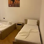 Apartament Sun Roll Baks-Rrjoll