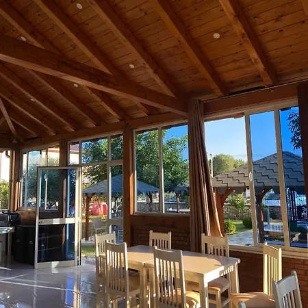 Apartment Sun Roll *