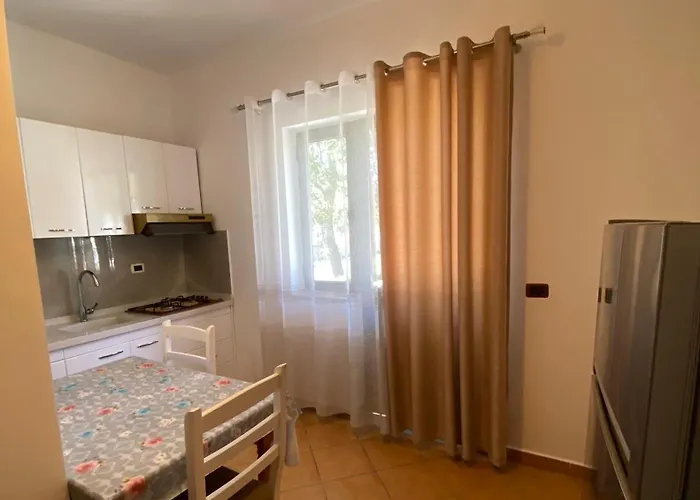 Apartment Sun Roll *