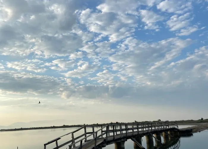 Sun Roll Apartment Baks-Rrjoll