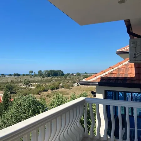 Sun Roll Апартаменты