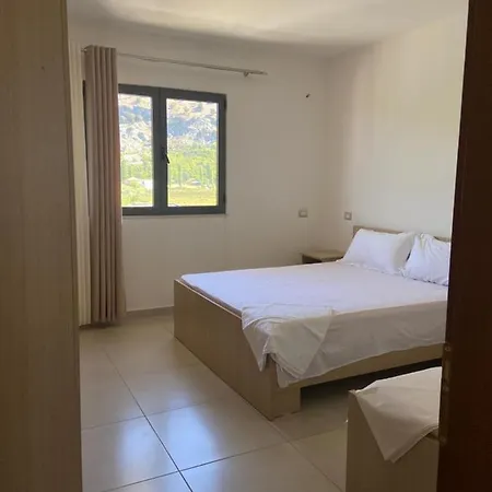 Apartament Sun Roll Baks-Rrjoll